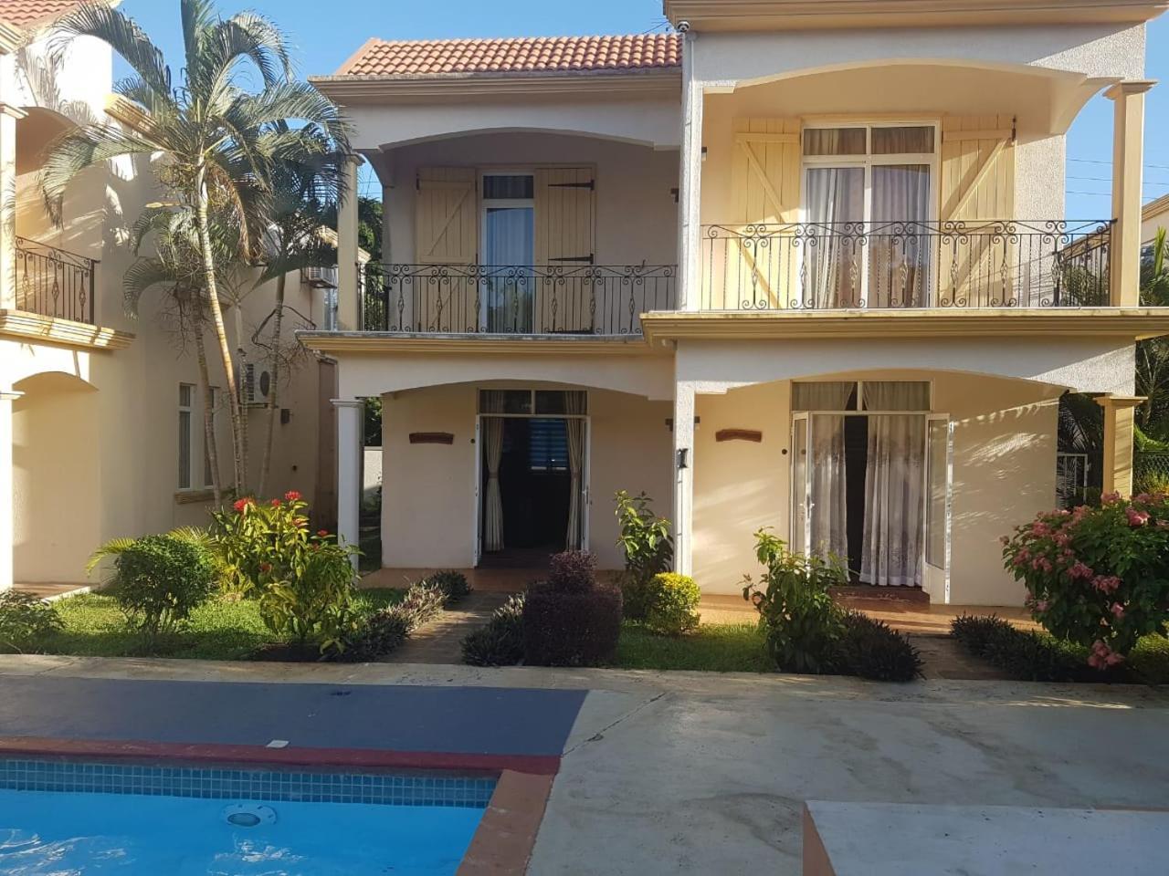 Garcon Des Iles Villa มงต์ชัวซี ภายนอก รูปภาพ